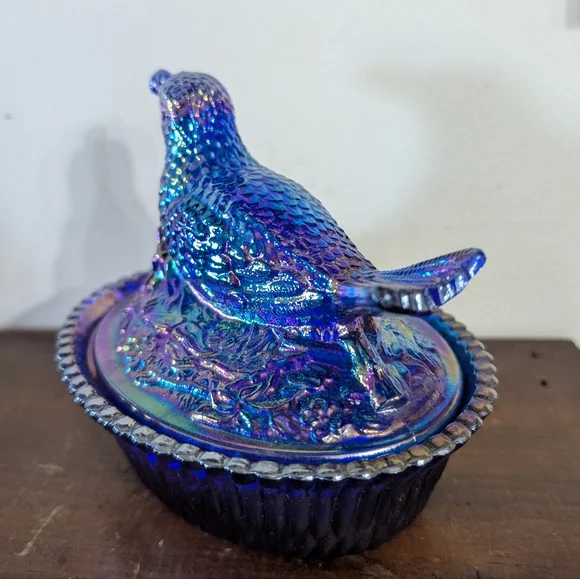 Vintage Iridescent Purple Carnival Glass Bird on Nest Candy Dish - Picture 6 of 10